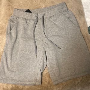 Men’s  Lululemon short